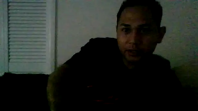 XjjripppX webkamerás műsora