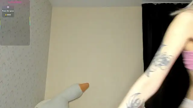 succubantra Adlı Modelin Canlı XXX Sohbeti