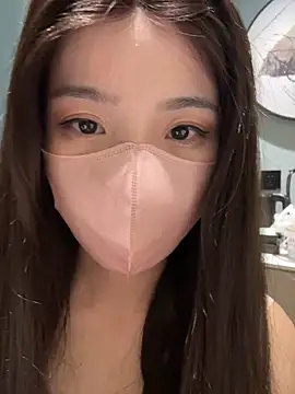 gougou13's Live Sex Cam Show