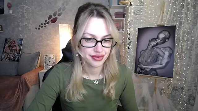 NickyAdamidi 现场XXX聊天