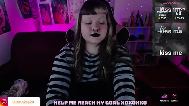 Bdsm_and_fries élő XXX-chatje