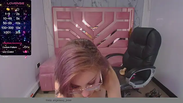 abril_ch_ Adlı Modelin Canlı XXX Sohbeti