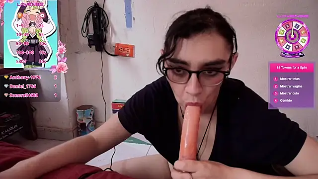 Ellaa_honeyのライブXXXチャット