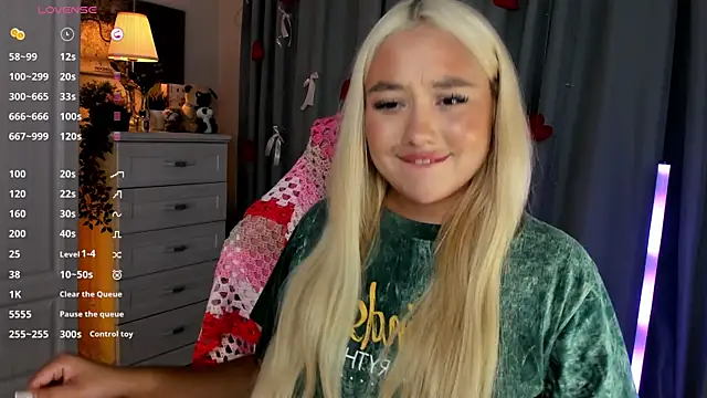 _Loneve__ Chat XXX in diretta