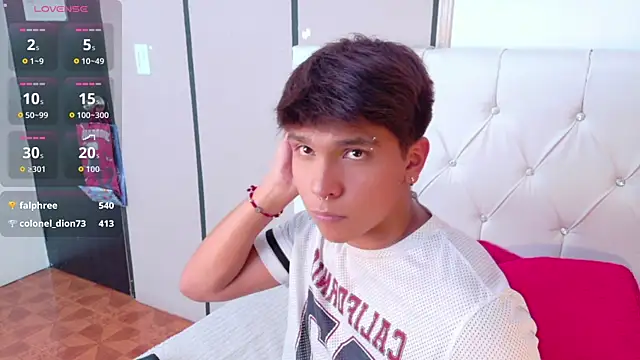 Thiago_Kozak Webcam-Show