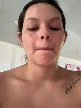 miacarrot 现场XXX聊天