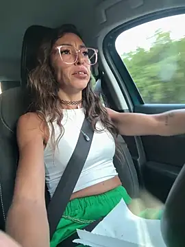 دردشة Lalla_Amani الجنسية المباشرة