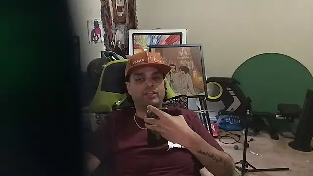 Pertunjukan Kamera Web KungFuPanda001