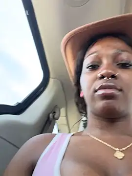 mochakaia: онлайн-секс-чат