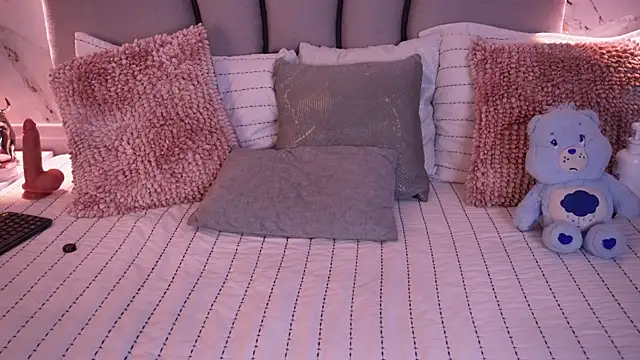 Julieta_priv's Live XXX Chat