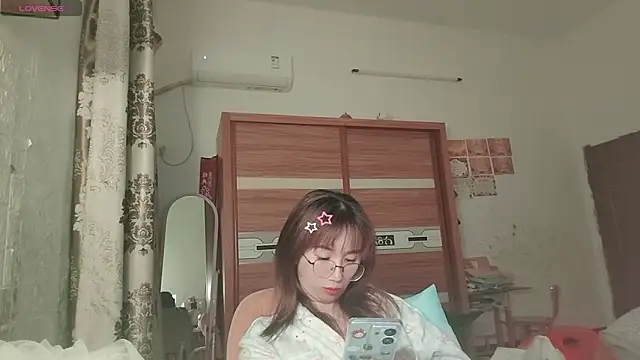 Lili_666 现场XXX聊天