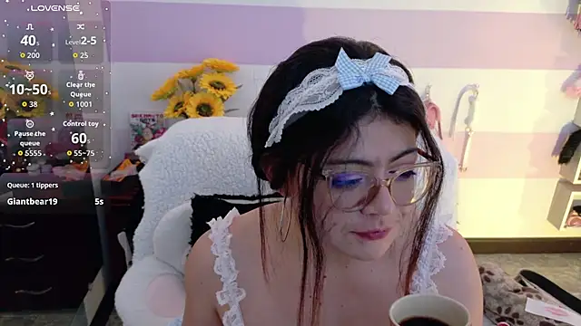 XXX chat uživo modela Catwhite_