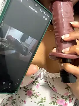 SluttyCouple69 网络视讯表演