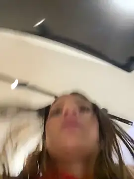 Isabella18_pink 现场XXX聊天