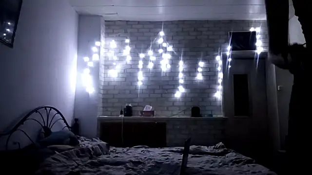 SirenFrost Chat XXX in diretta