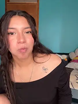 XXX chat uživo modela CocoaGigiMuse