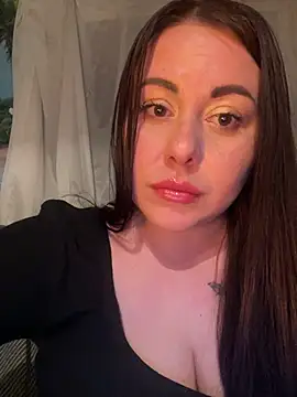 DaisyStreet's Live XXX Chat