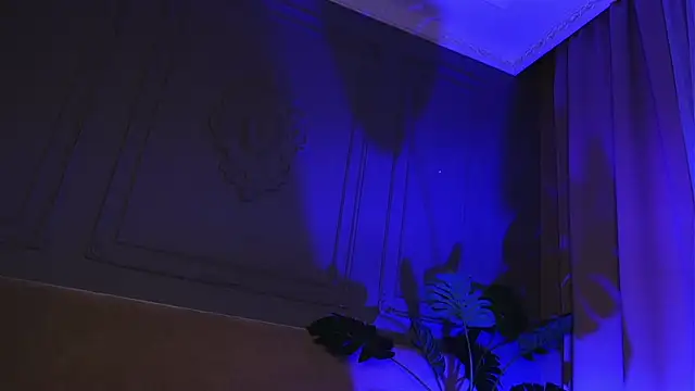 XXX chat uživo modela Liv_Fay