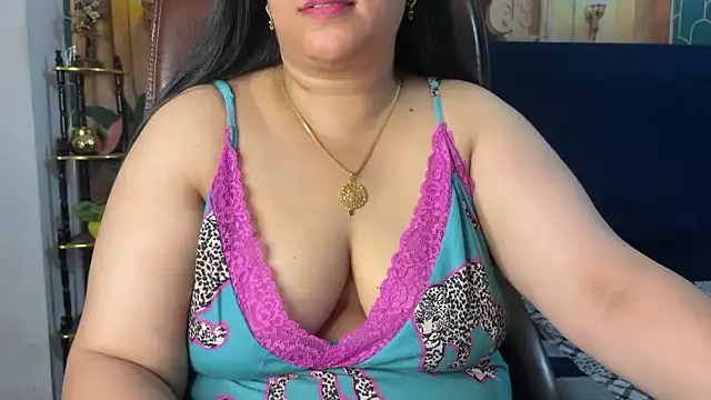 XXX chat uživo modela FlatVincy4