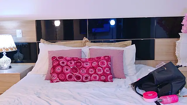 Elodie_Laurent élő XXX-chatje