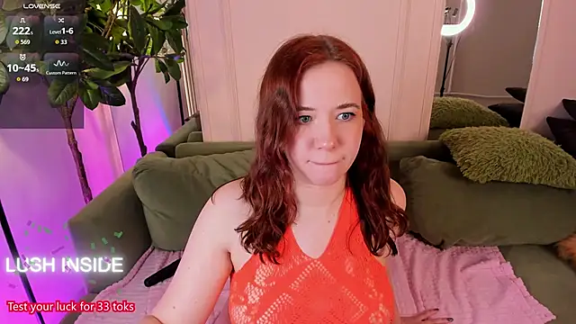 Chat +18 de Pretty_Alison ao vivo