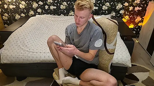 Vuitton: вебкам-шоу