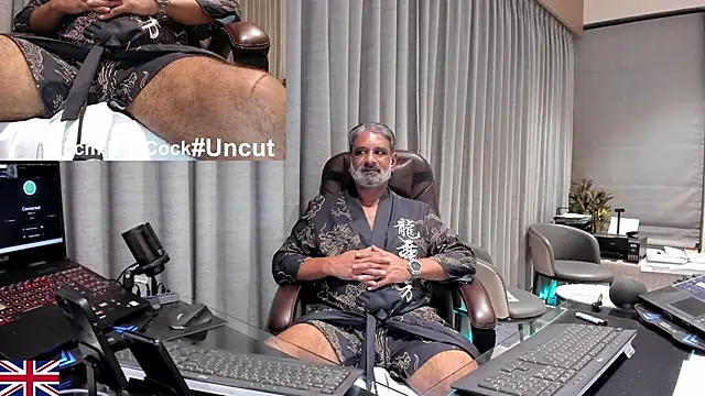 Chat +18 de OnlineBossUK ao vivo