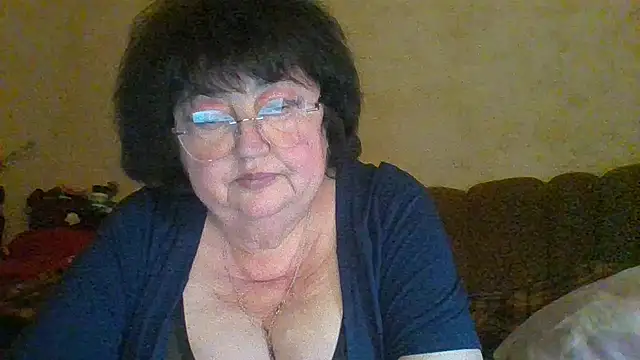 MilaSky5303's Live XXX Chat