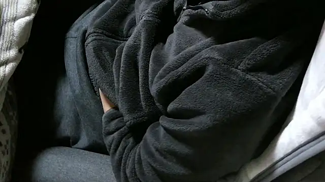 cinnabar_red Webcam show