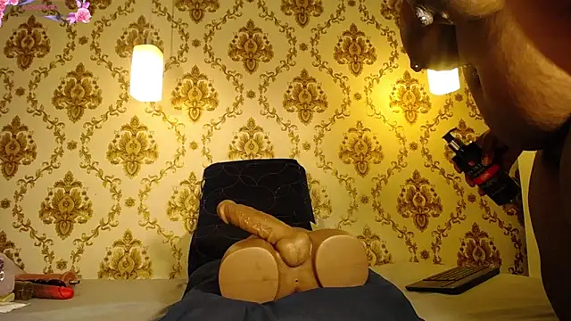 Živý XXX chat KARATIBBY_COX