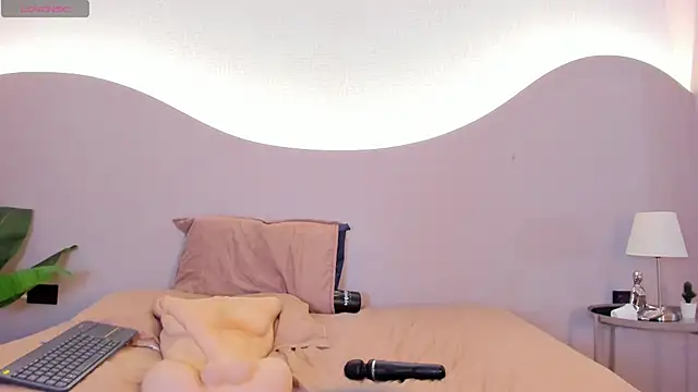 ainaah_ Chat XXX live