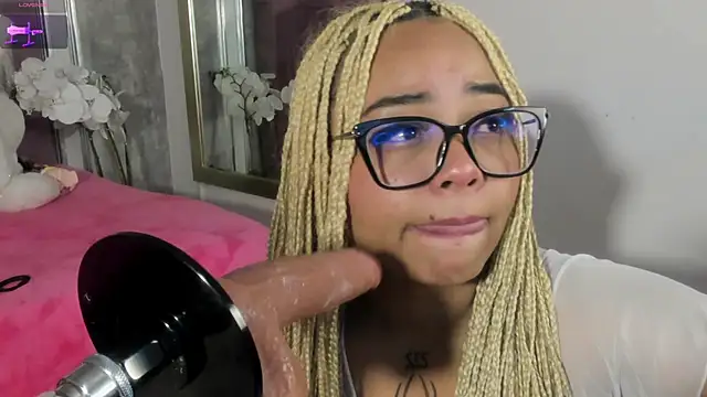 Živý XXX chat conny__curly