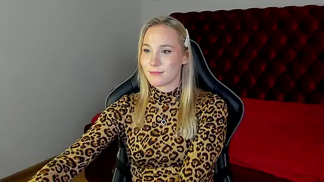 แชท XXX สดของ ElaraVoltage