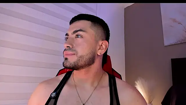 Show de Alexander_Diazz na webcam