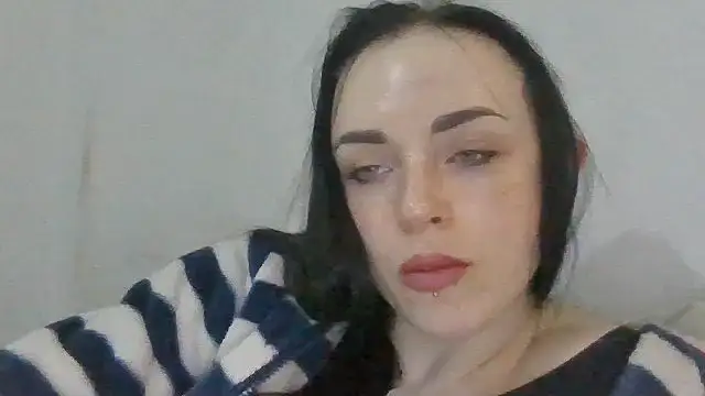 Trinsy_Love Chat XXX in diretta