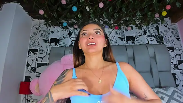 Živý XXX chat LucyRosse