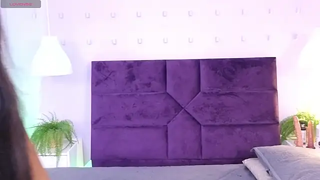 Yasminbrattz Live XXX-Chat