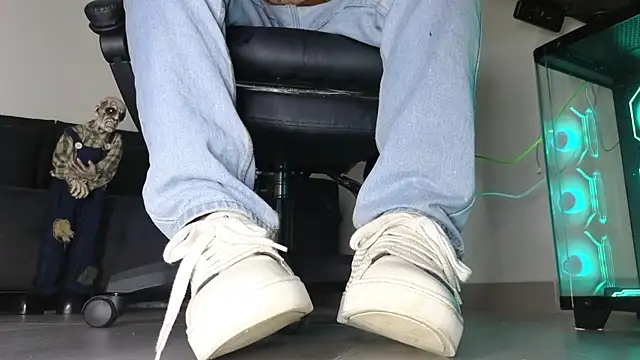 cash_master888 网络视讯表演