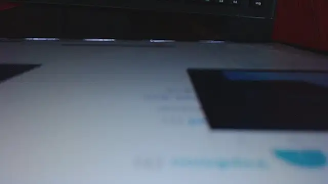 Violet_2003 Pertunjukan Webcam