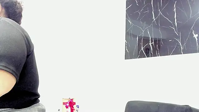 Živý XXX chat Reginavegaa