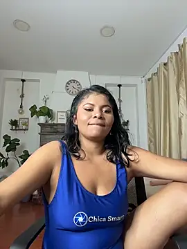 Emma_hassani Chat XXX in diretta