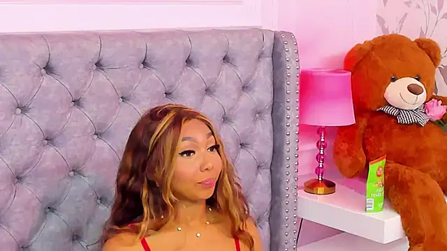 HaileeRoberts Show in webcam