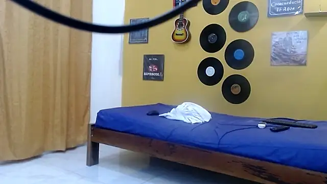 แชท XXX สดของ marcelasweet457