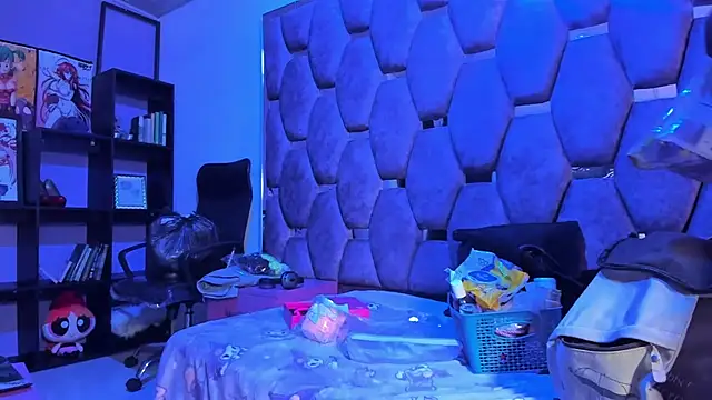 Maky_Coss élő XXX-chatje