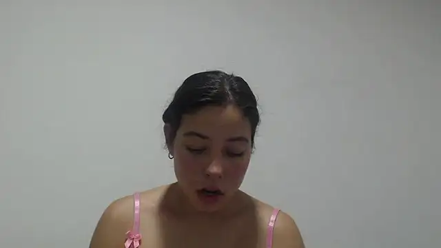 Miranda-cambell 现场XXX聊天