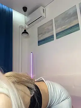 LuxuryBarbien Live XXX chat