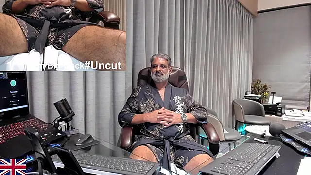 แชท XXX สดของ OnlineBossUK