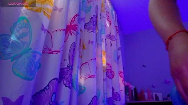 NicolleTaylorn Live XXX chat