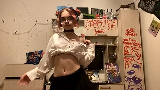 RedHeadCat live XXX chat