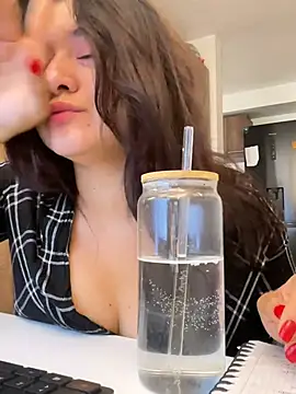 COFFE_2001 Chat XXX in diretta